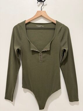 Abercrombie Green Long-Sleeve Ribbed Henley Bodysuit